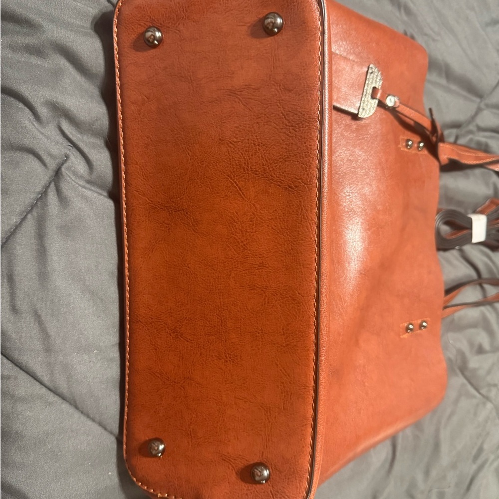 Classic Large Tote Bag in Cognac Brown - Women's Shoulder Bag - Picture 3 of 3